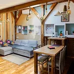 Bed & Breakfast 1881 Old Town 3*