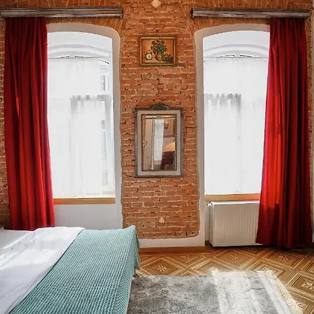 Panzió 1881 Old Town