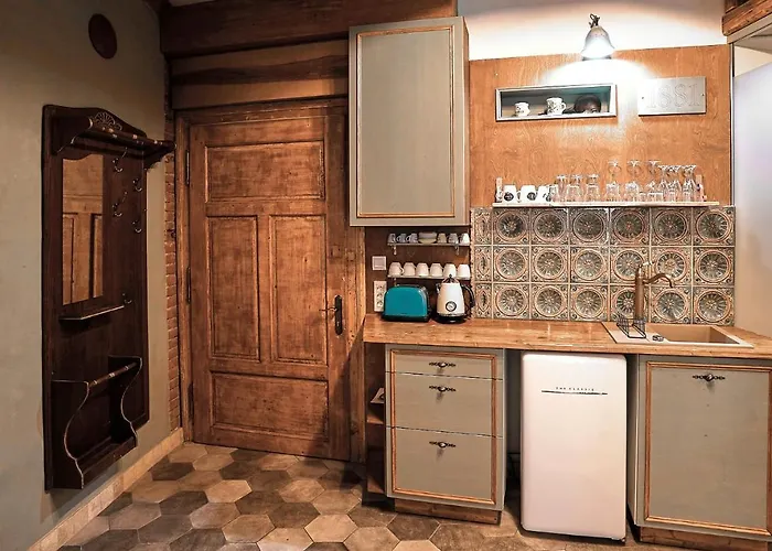 לינה וארוחת בוקר 1881 Old Town 3*