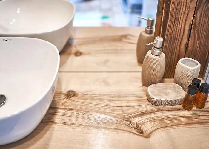 1881 Old Town בראשוב